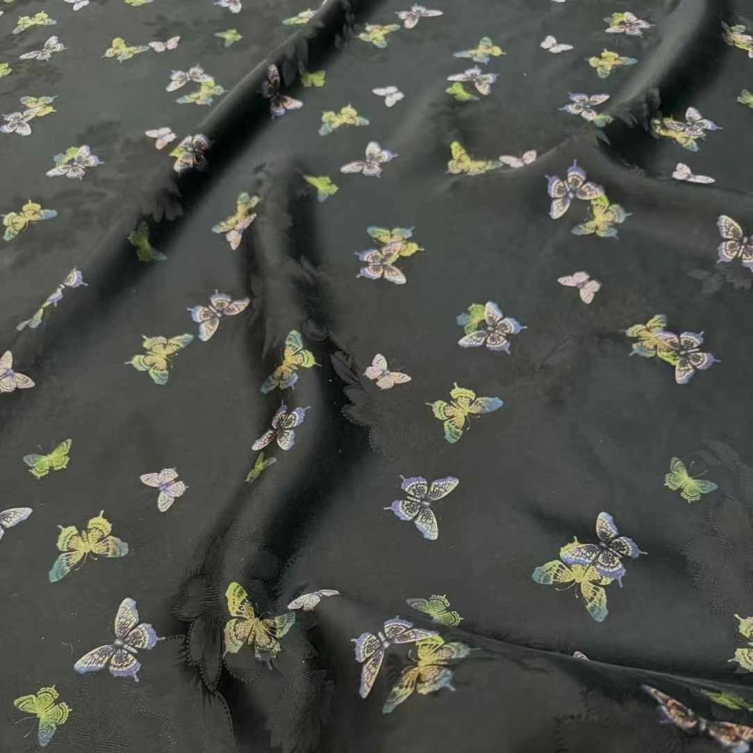 Sewing Vest - Czarna, ciężka jedwabna tkanina z motywem